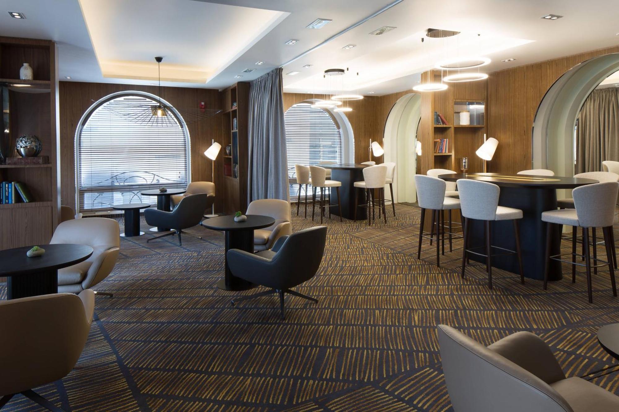 Skopje Marriott Hotel Exterior photo The Club lounge at London Heathrow Airport